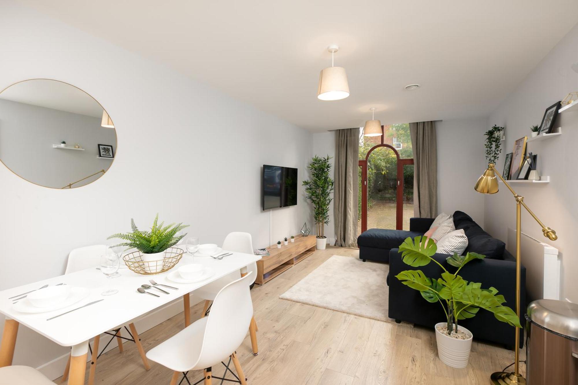 Wesley Gate Apartments - By Hostly Ρίντινγκ Εξωτερικό φωτογραφία